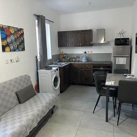 St Gaetans Studio Apartment 6A Hamrun Εξωτερικό φωτογραφία