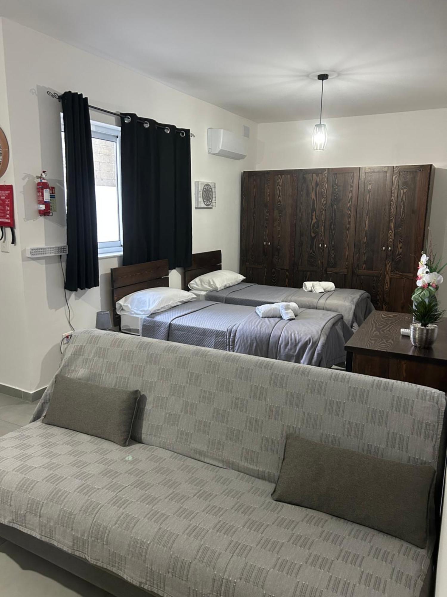 St Gaetans Studio Apartment 6A Hamrun Εξωτερικό φωτογραφία